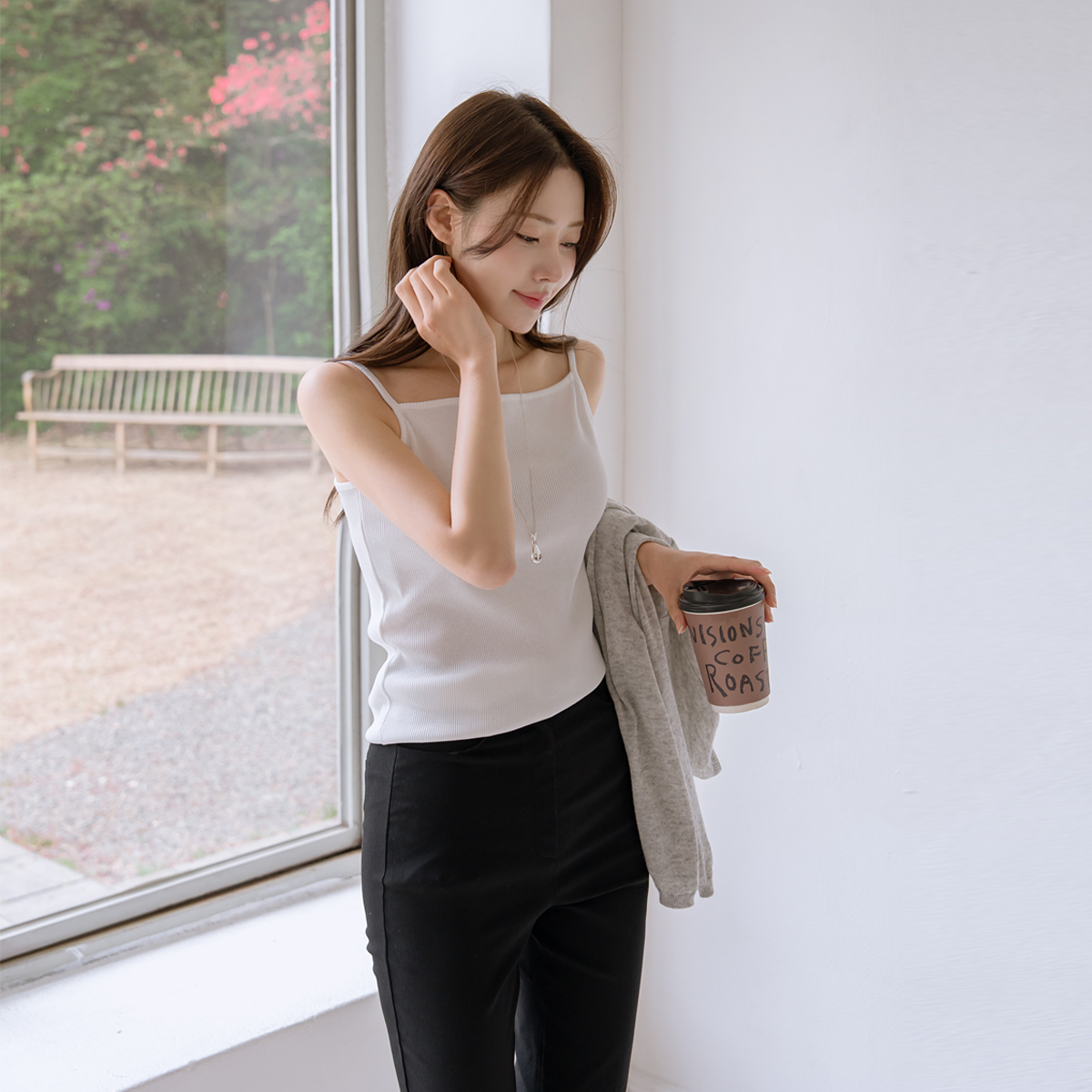 SquareNexpan strap tank top