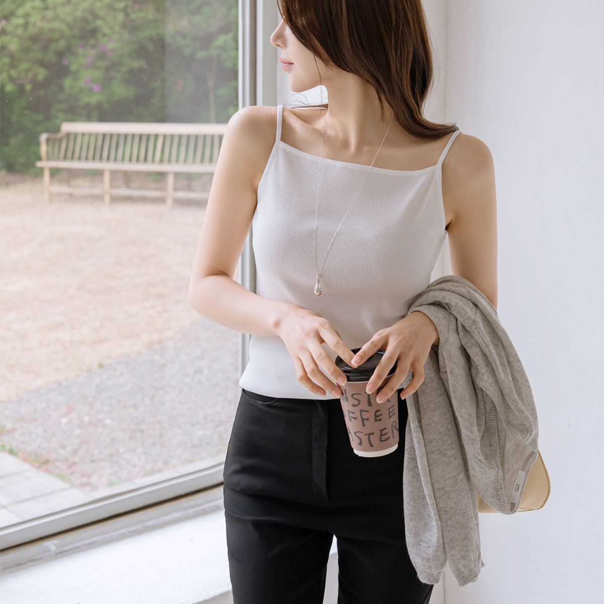 SquareNexpan strap tank top