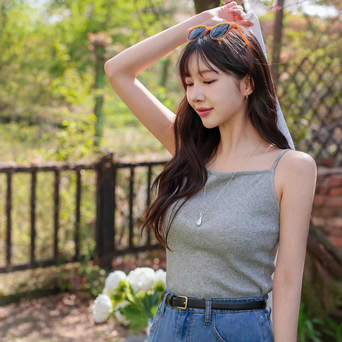 SquareNexpan strap tank top