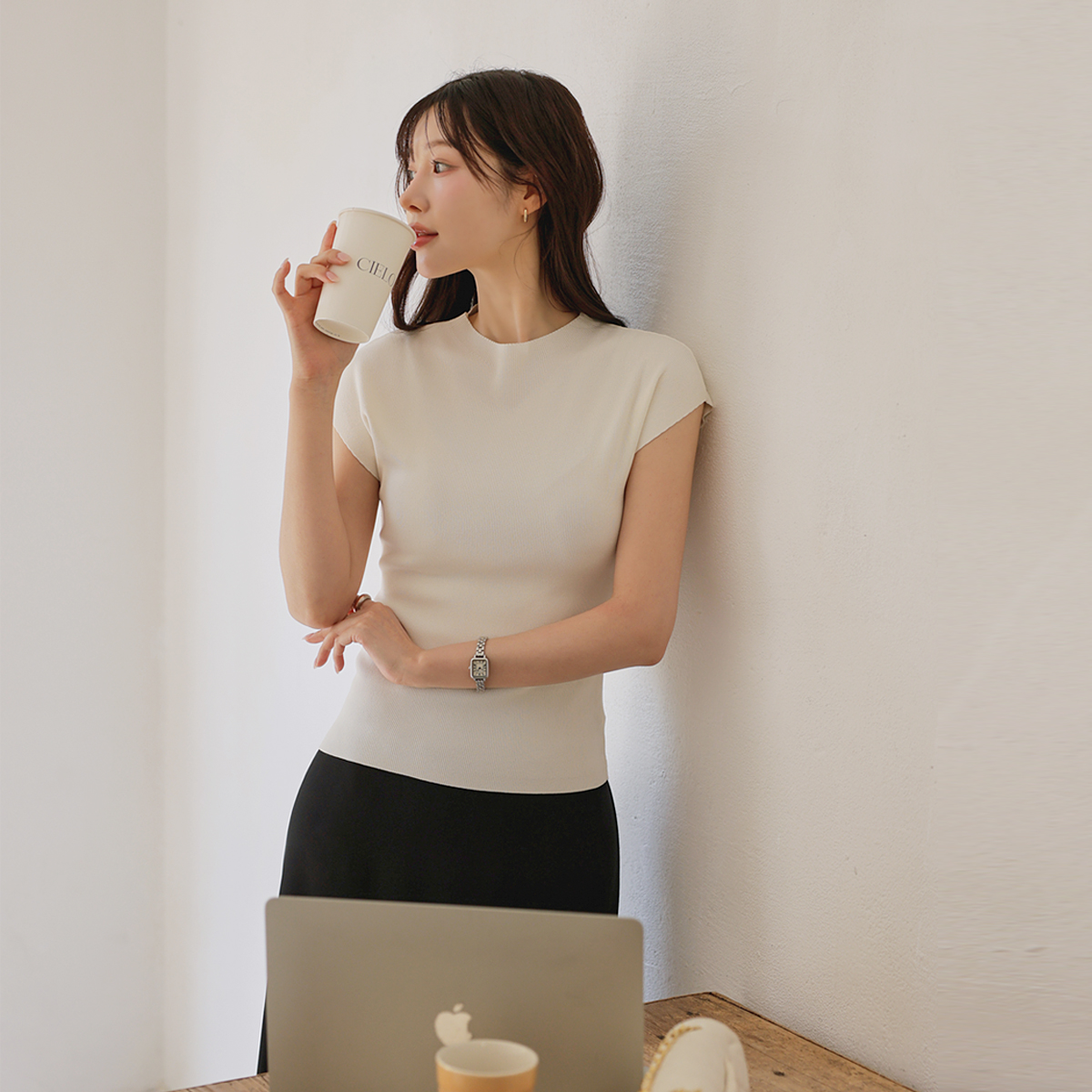 Oops, cool-down mock neck knit