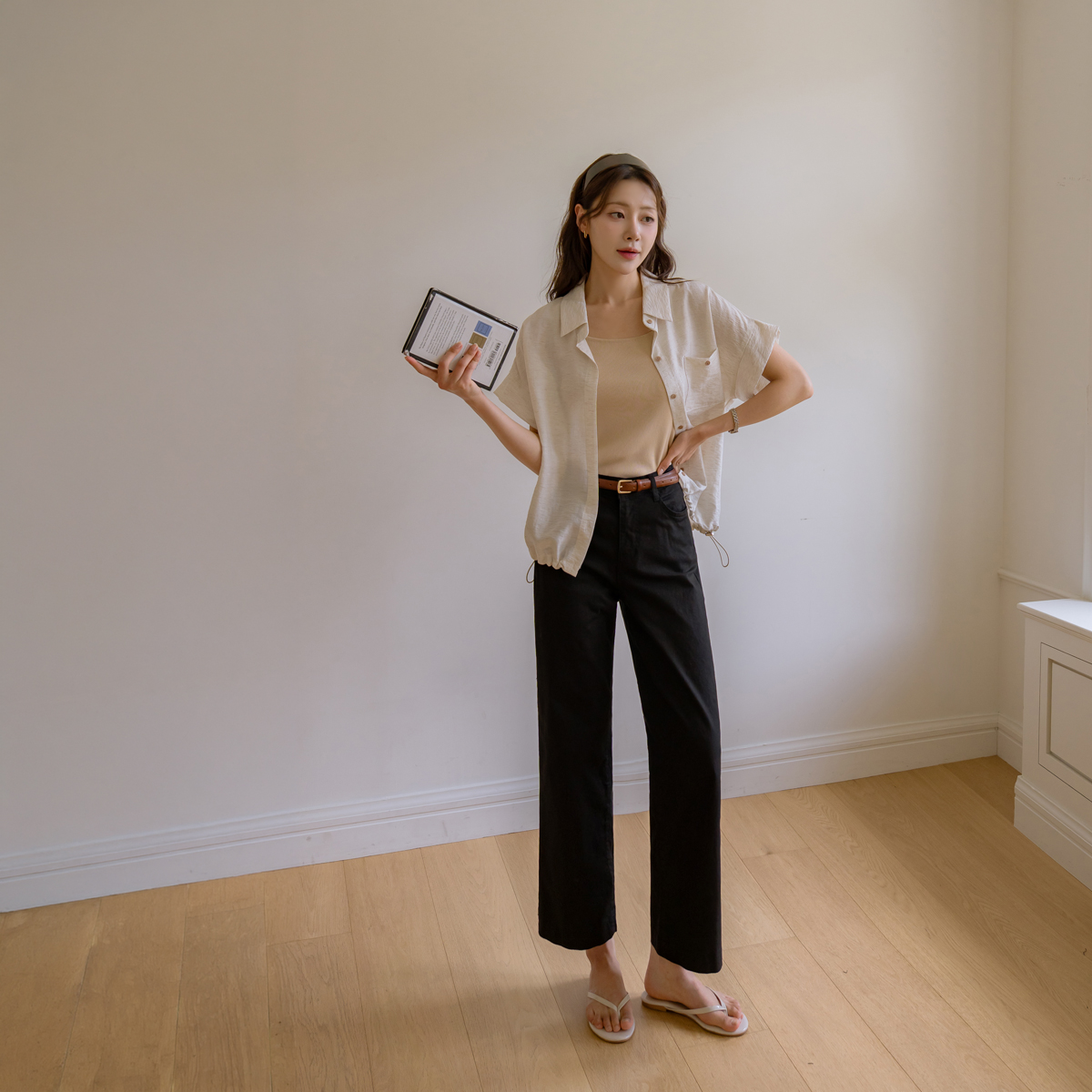 Hidden stretch cropped cotton pants
