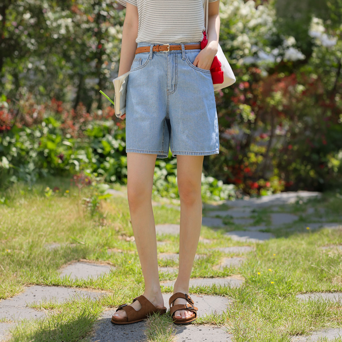 Cool Wide Firm Fit Denim Shorts