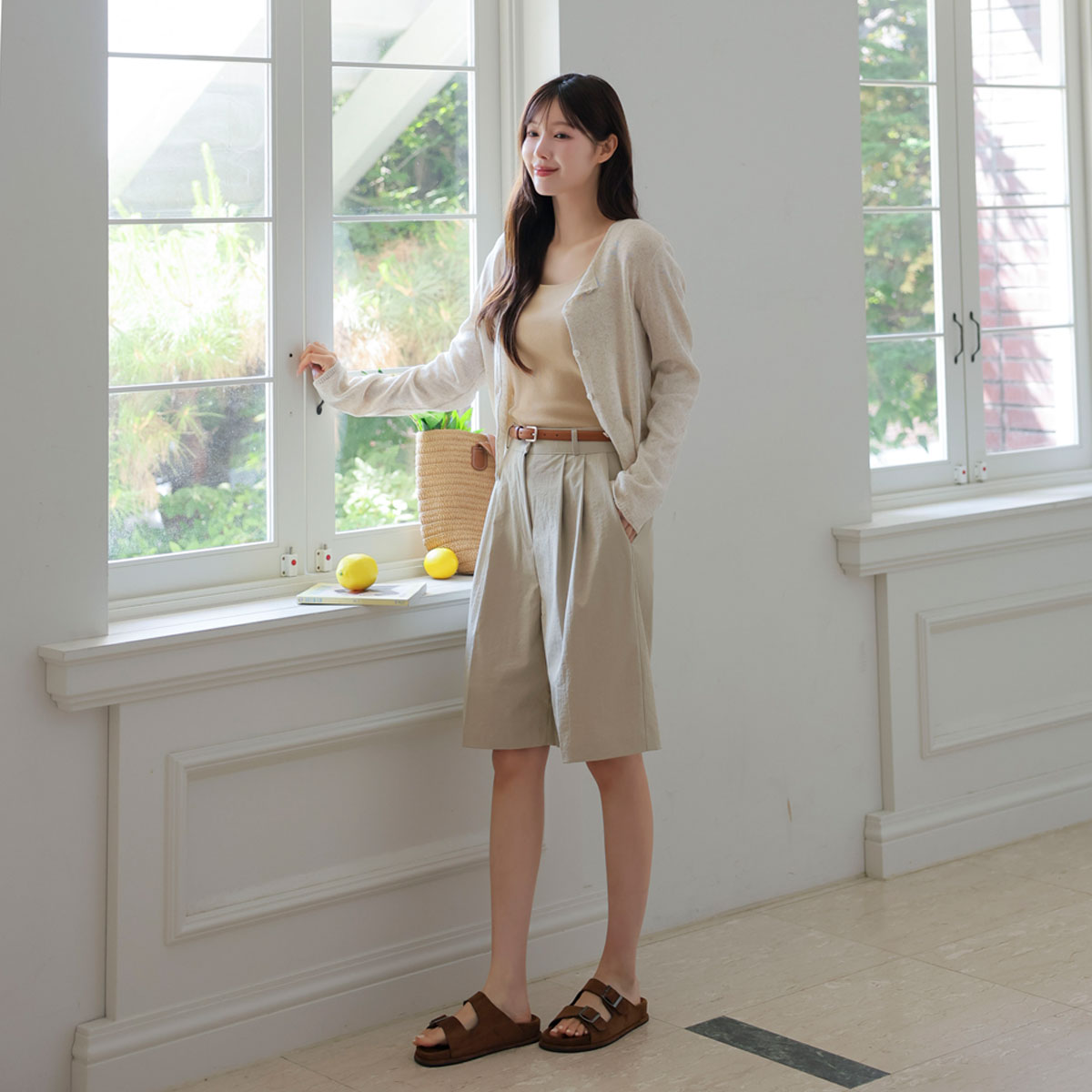 Basic semi-cropped linen cardigan