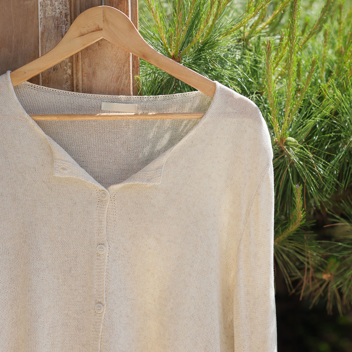 Basic semi-cropped linen cardigan
