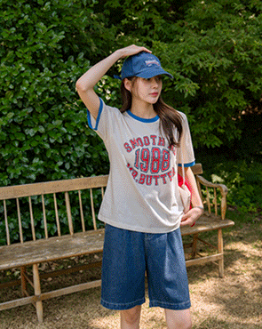 Lettering Mood Short Sleeves T-shirt