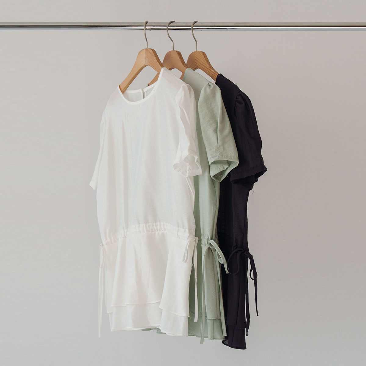 Double-hemmed string blouse