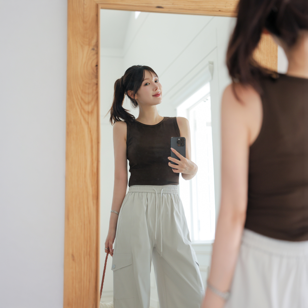 Sticky Cover Stretch Line Sleeveless Top