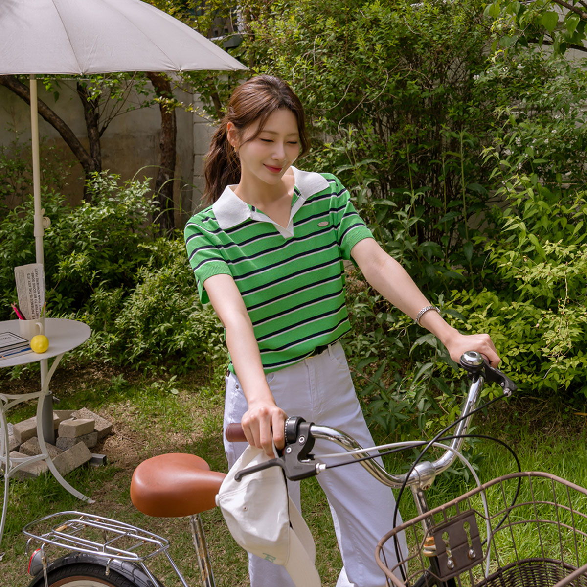Striped collar color block short-sleeve knit