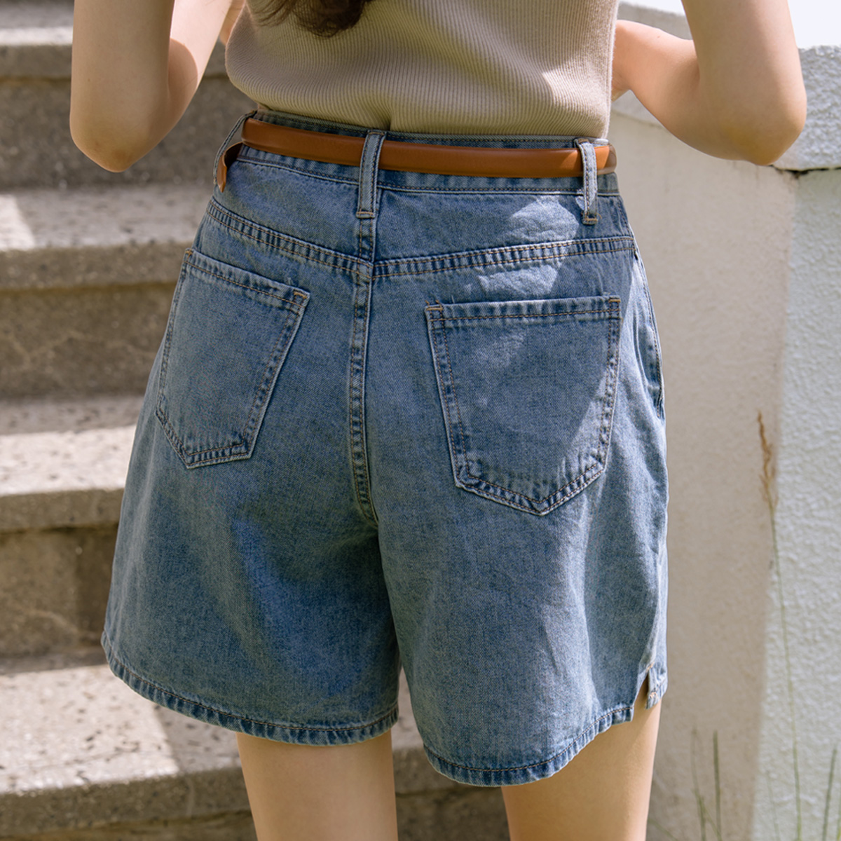 Slit Light Cool Denim Shorts