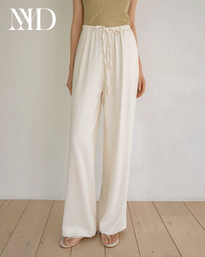 <b>[Made]</b> Flowy Light Elastic Waist Wide Slacks