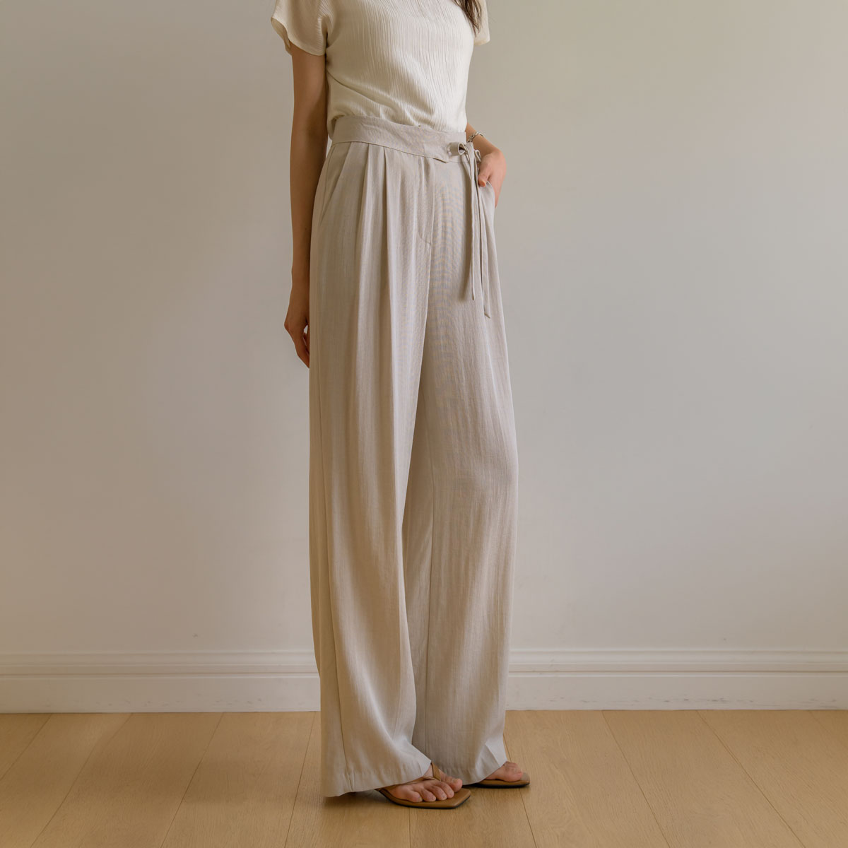 Ribbon pintuck linen slacks