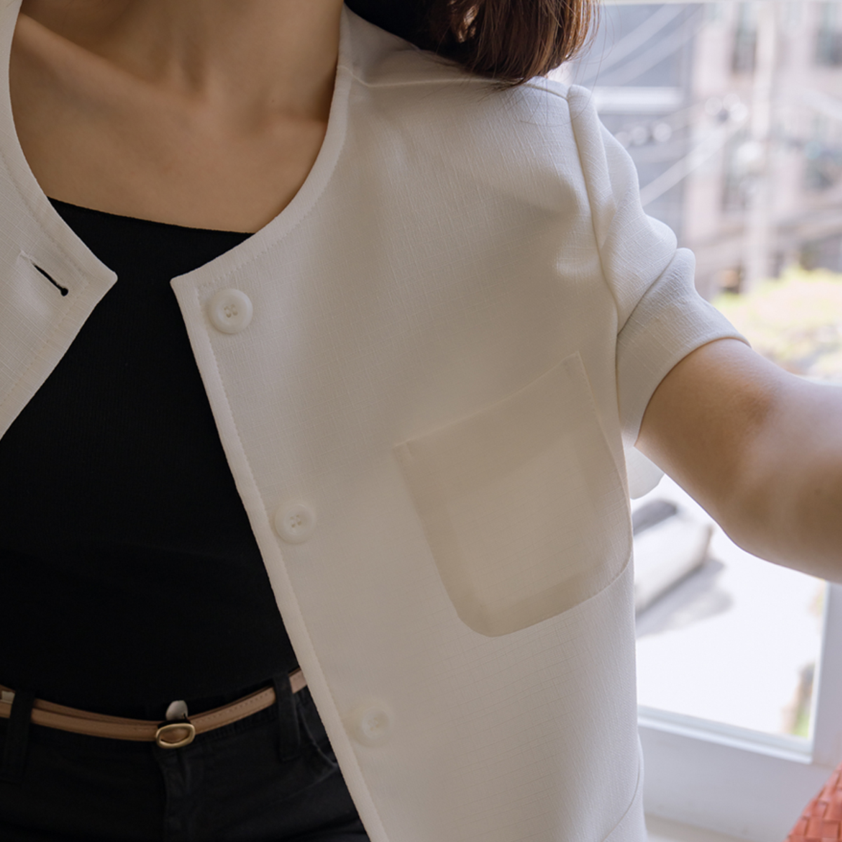 Round oversized short-sleeve jacket 