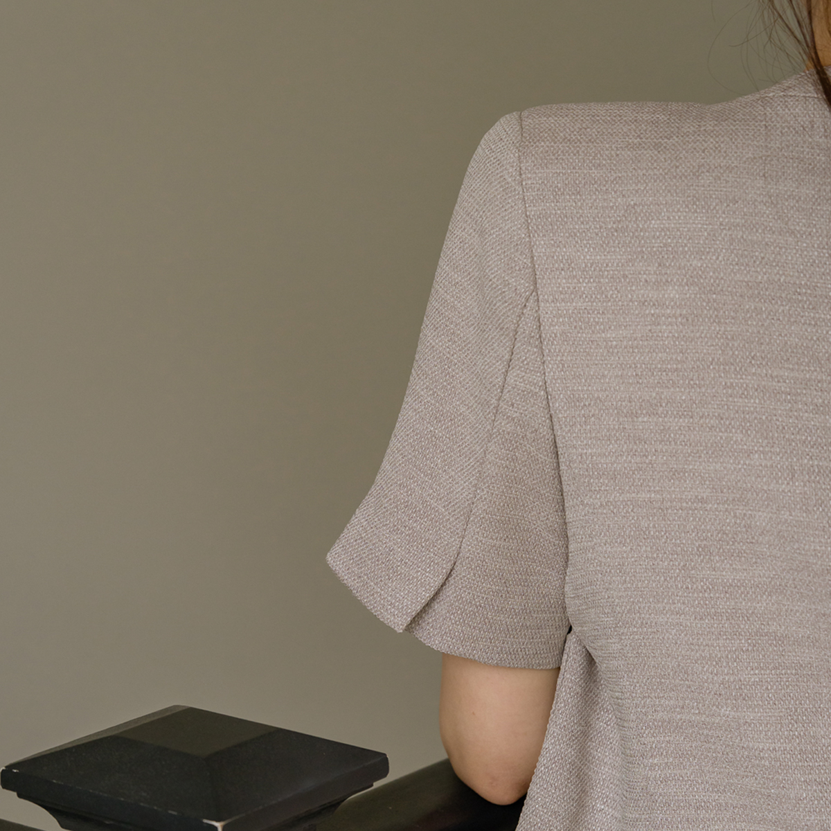 Combination button tweed short-sleeve jacket