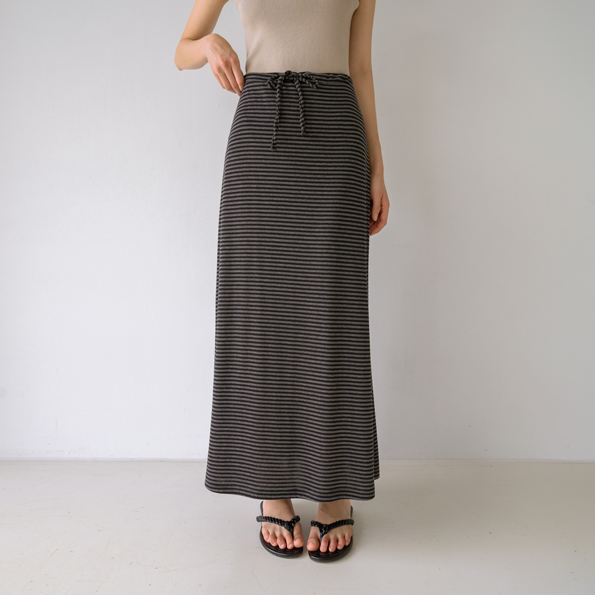 Body-shaping stretch striped long skirt