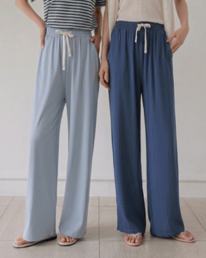 Soft, flowing elastic waist pants