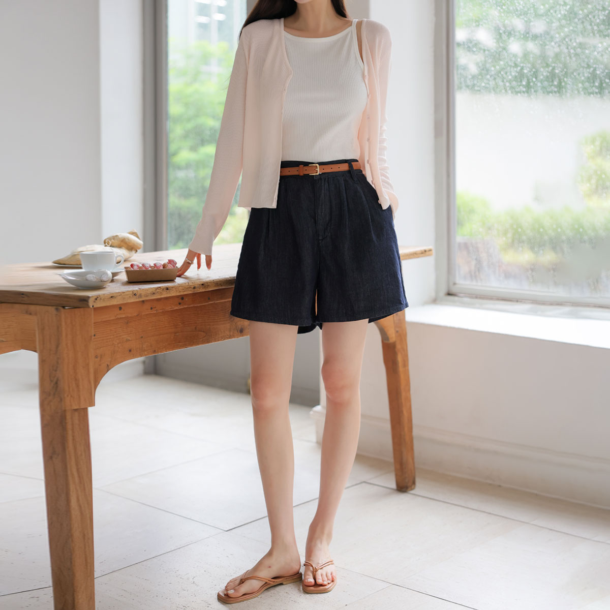 Air Cool Non-Fade Two-Pin Tuck Shorts