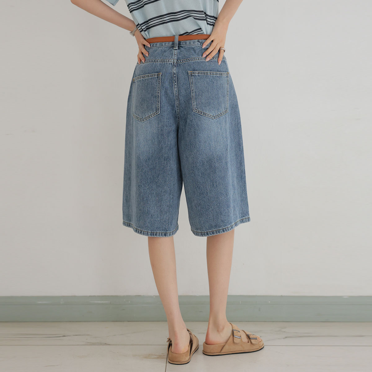 Firm Cooling Bermuda Shorts