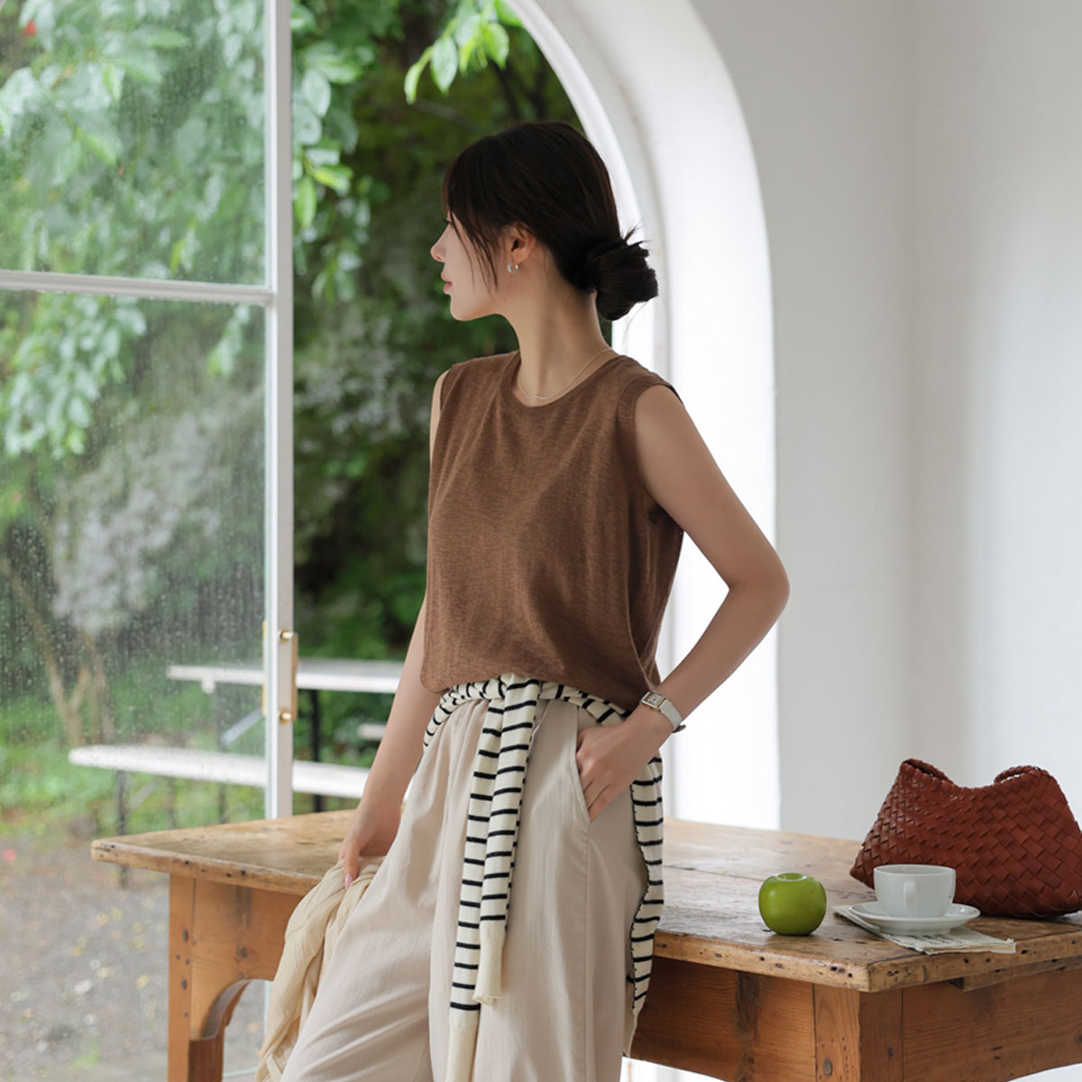 <b>[Limited Time Sale]</b> Linen Clean Fit Sleeveless Knit
