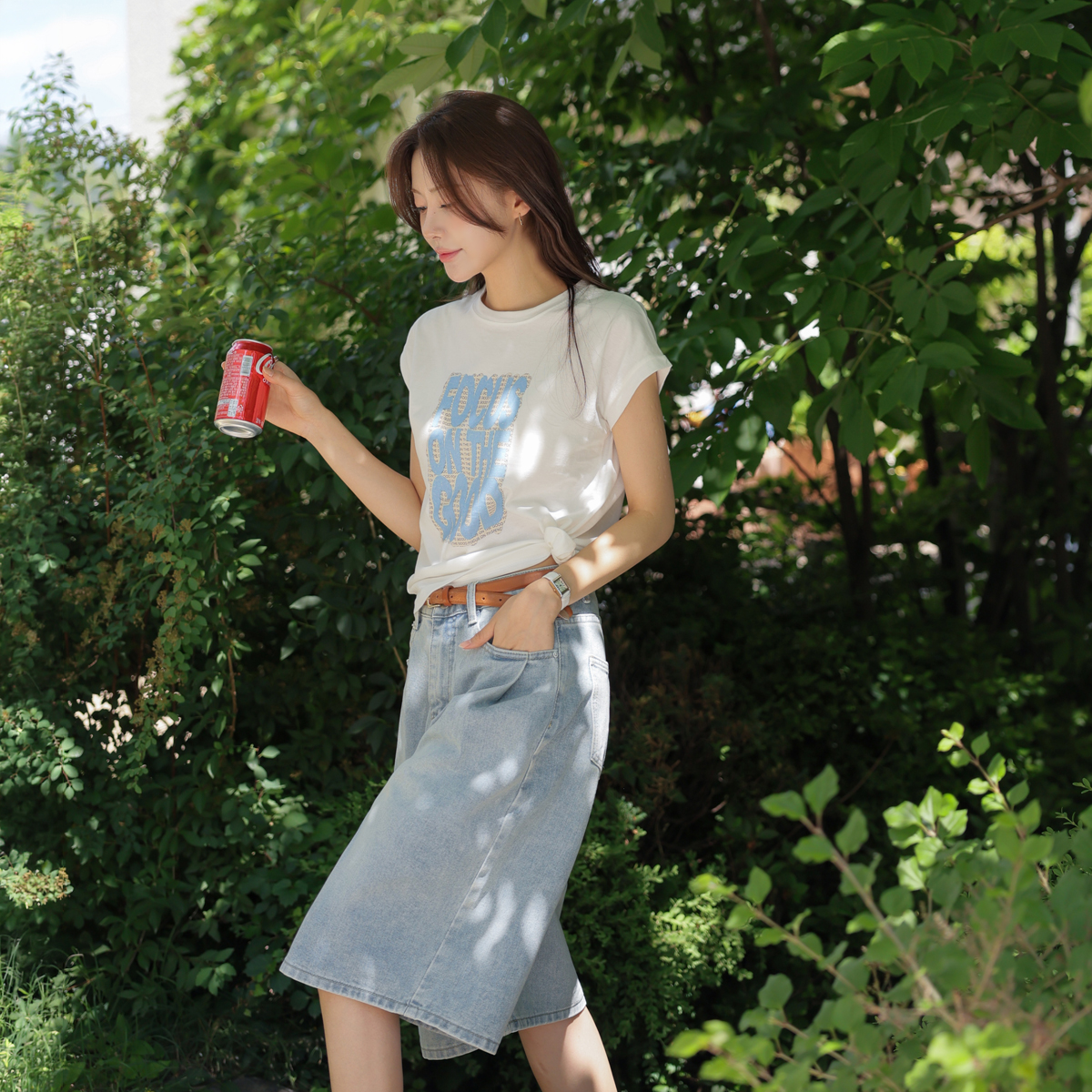 <b>[Limited Time Sale]</b> Graffiti Cap Sleeve Short-Sleeve Tee