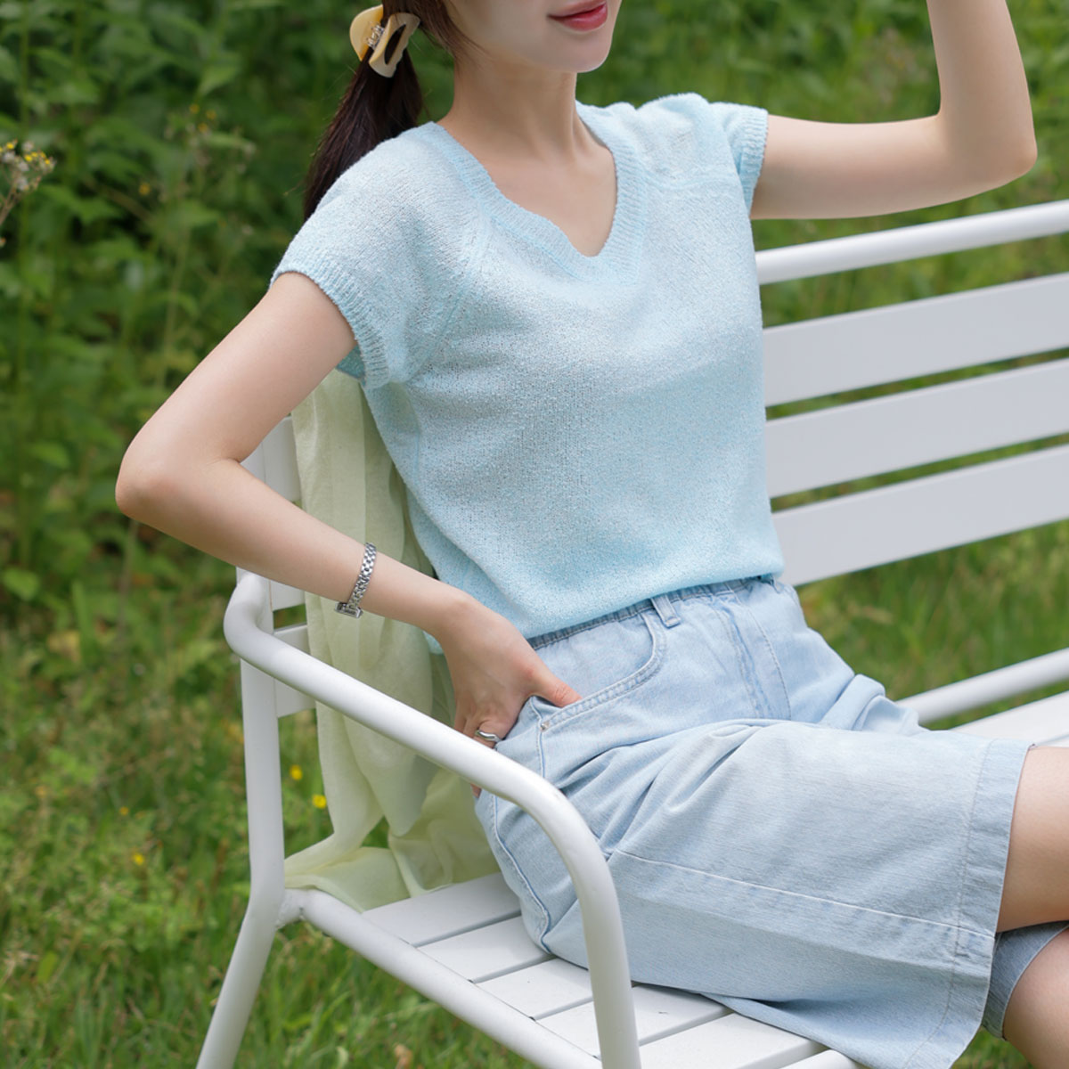 Linen V-neck short-sleeve knit