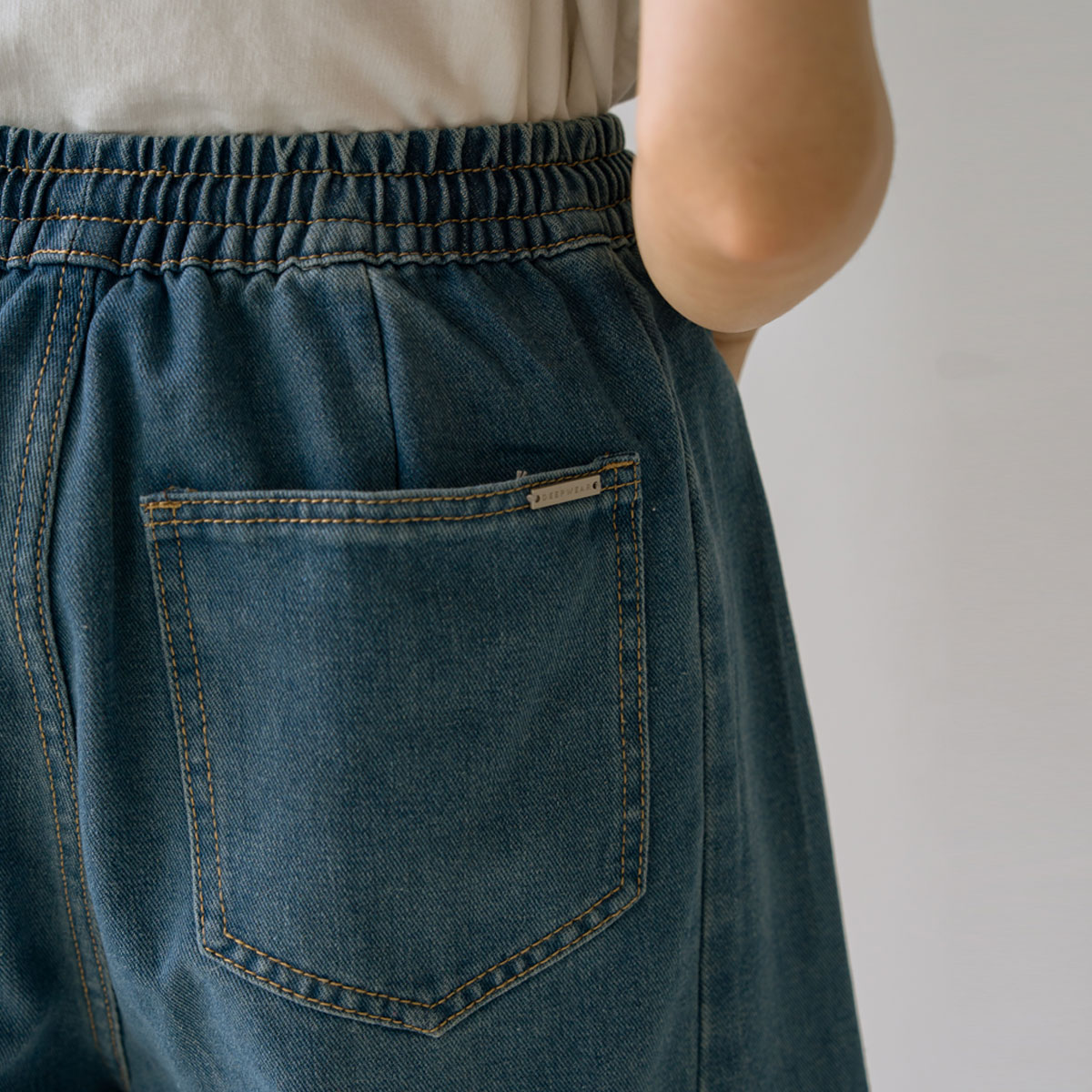 2-Type Side Cut Elastic Waist Shorts