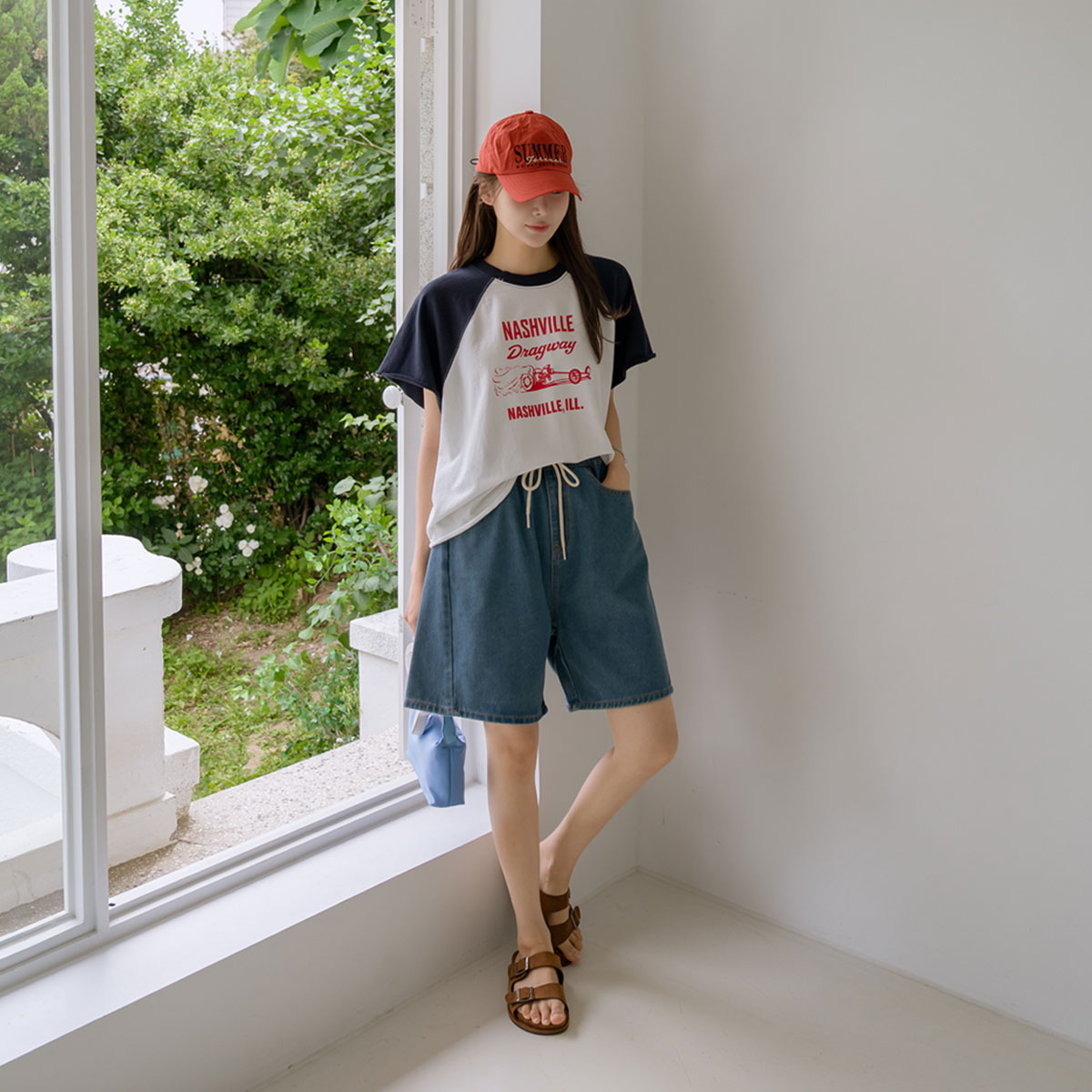 2-Type Side Cut Elastic Waist Shorts