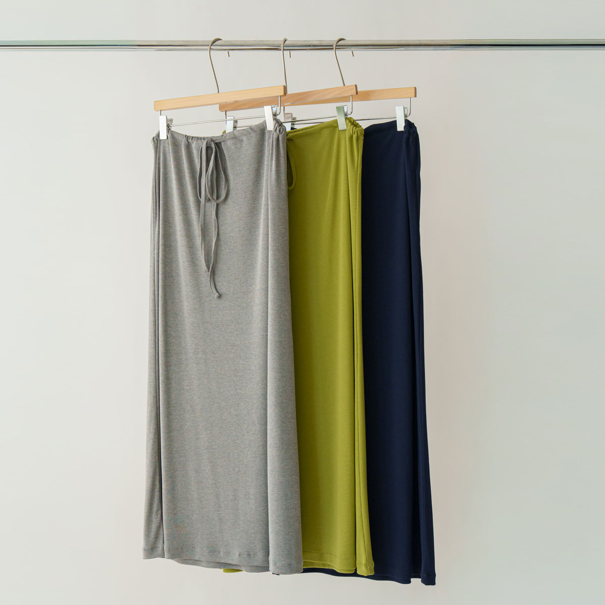 Hobby rescue string skirt