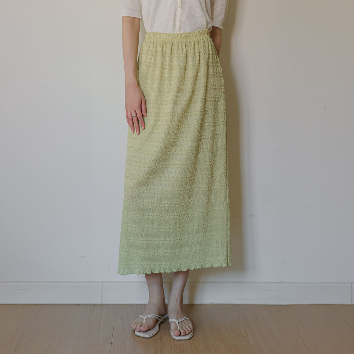 Stretch banding lace skirt