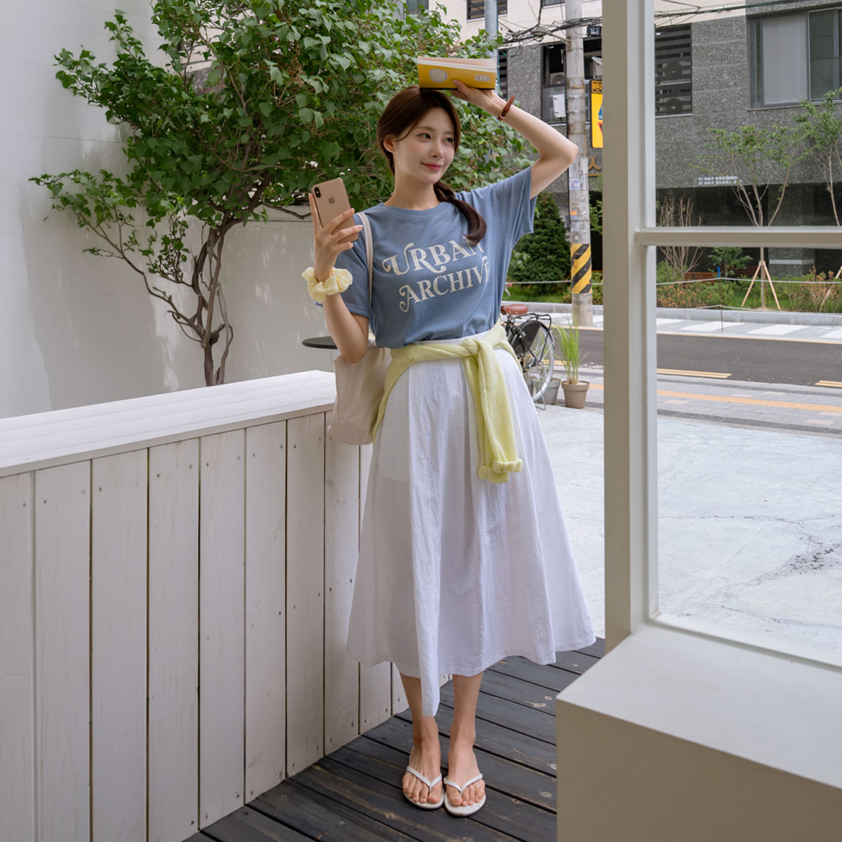 Rustling pintuck flare skirt