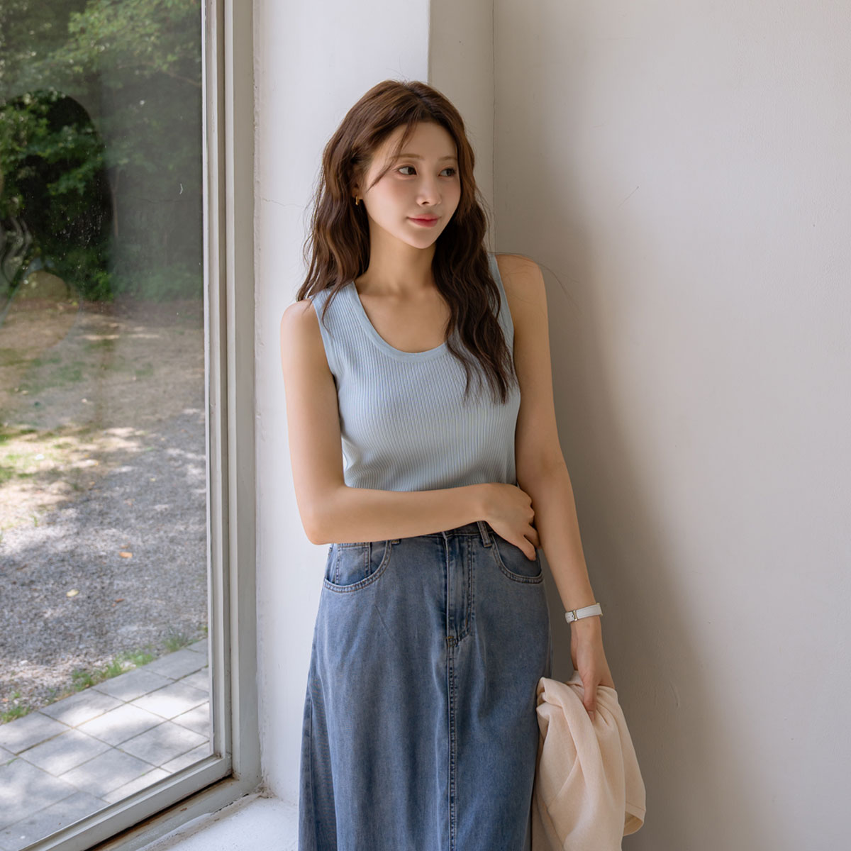 Flowy ribbed cool sleeveless knit