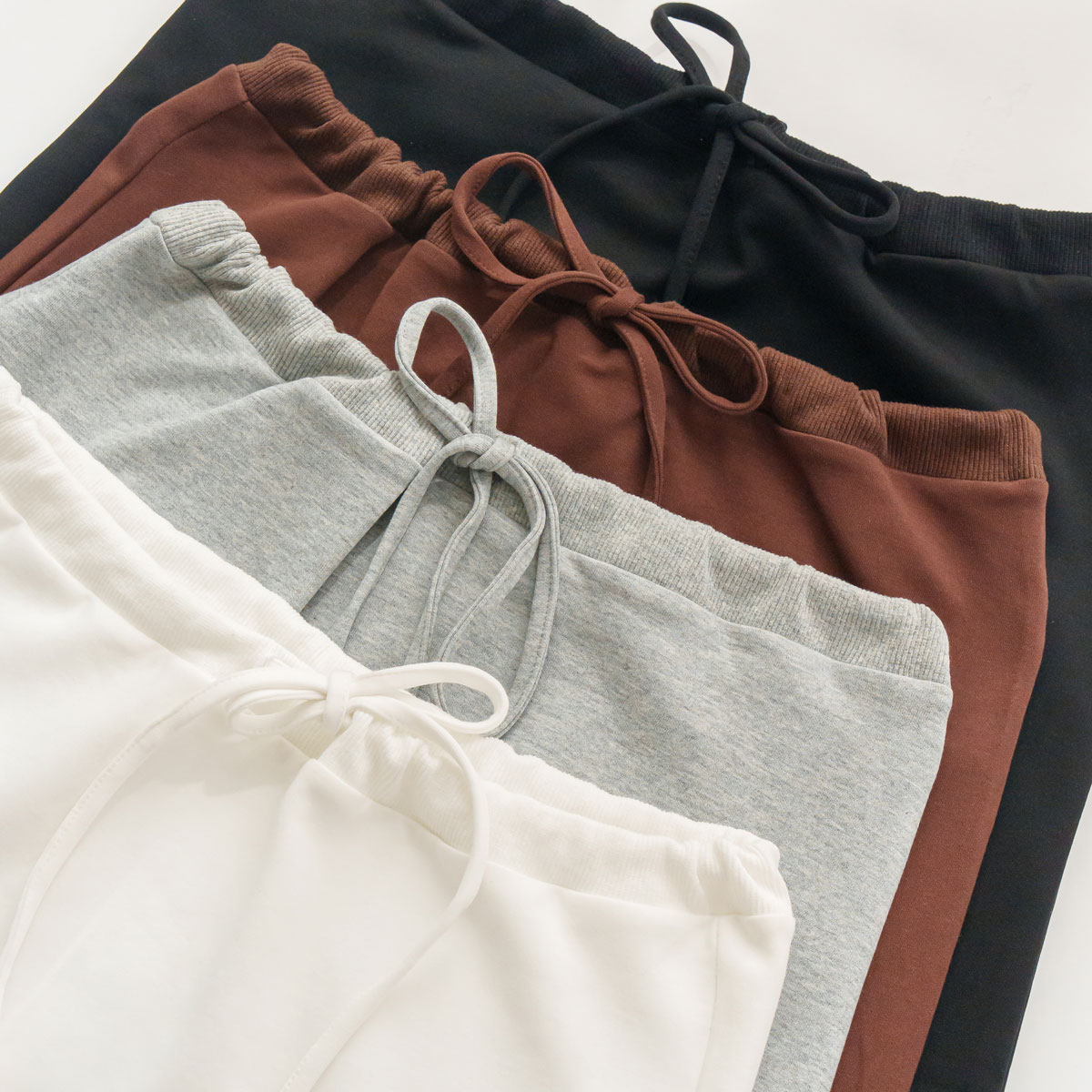 Low-fit tension long skirt