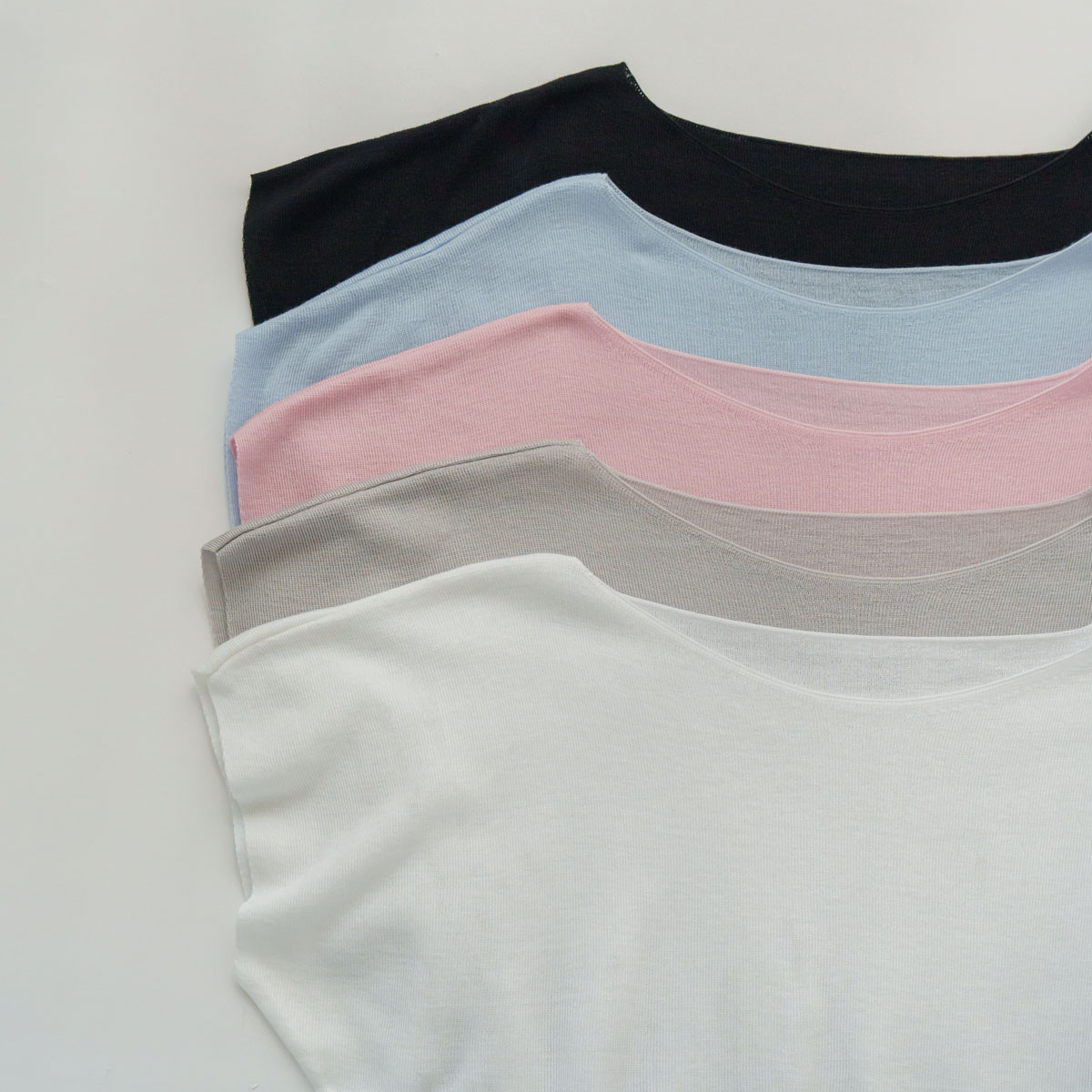 Loose boat neck cap sleeve knit