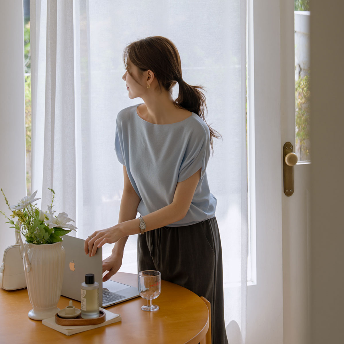 Loose boat neck cap sleeve knit